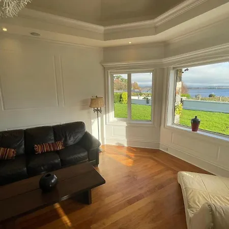 Tomies House Casa de Férias *