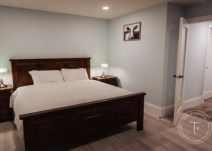 Tomies House * Laune Bridge