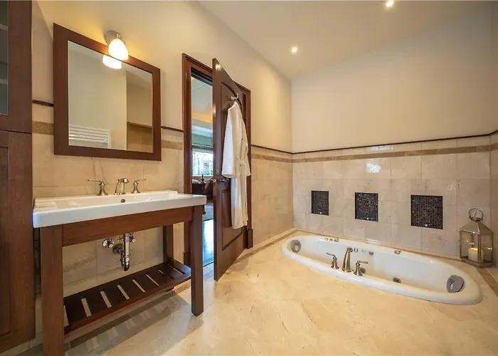 度假居 Tomies House