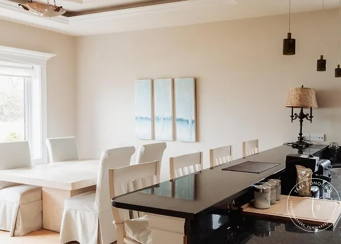 Tomies House 度假居 *