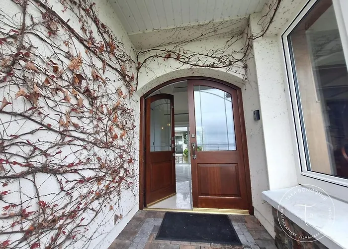 Tomies House 度假居 *